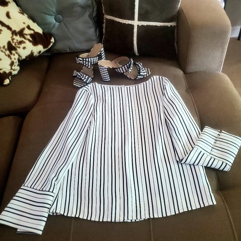 Long Split Cuff Tuxedo Stripe Blouse - Picture 1 of 8
